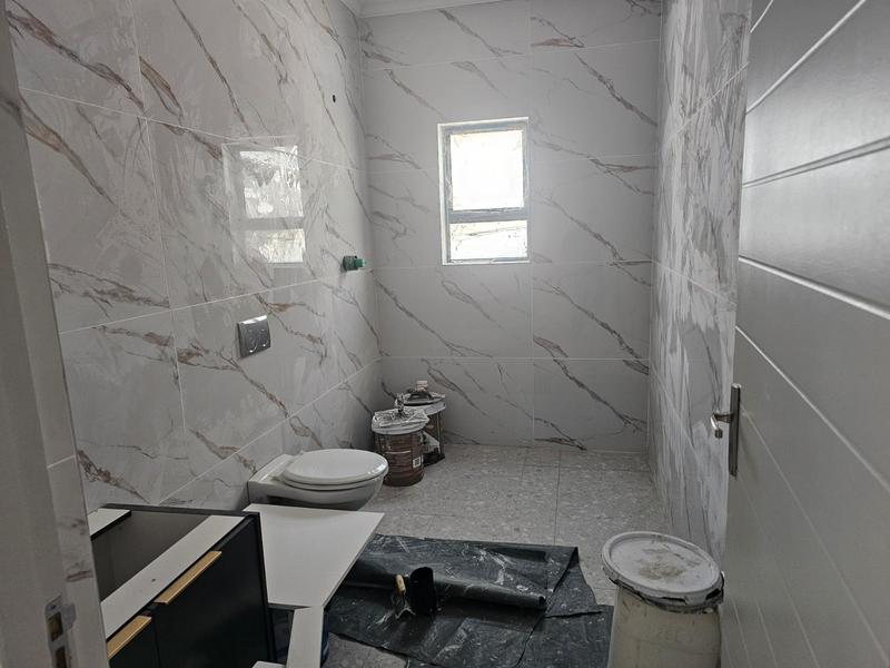 To Let 3 Bedroom Property for Rent in Clamhall Western Cape
